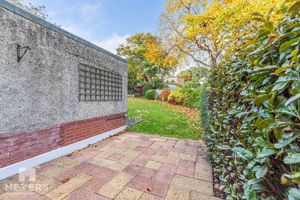 Photo 24- click for photo gallery